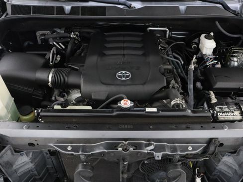 Used 2019 Toyota Sequoia Platinum image 45