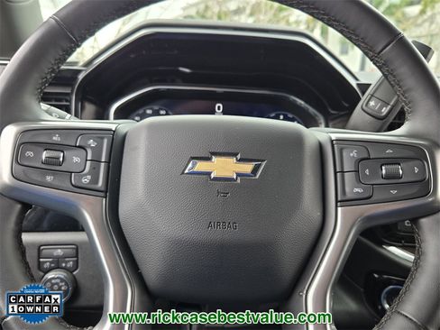 Used 2025 Chevrolet Silverado 2500 LT w/ Convenience Package image 33