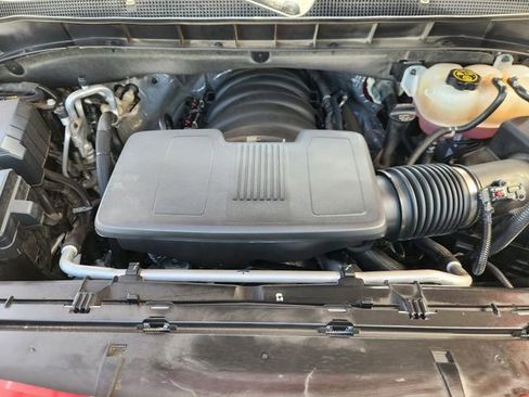 Used 2023 Chevrolet Tahoe Z71 w/ Luxury Package image 31