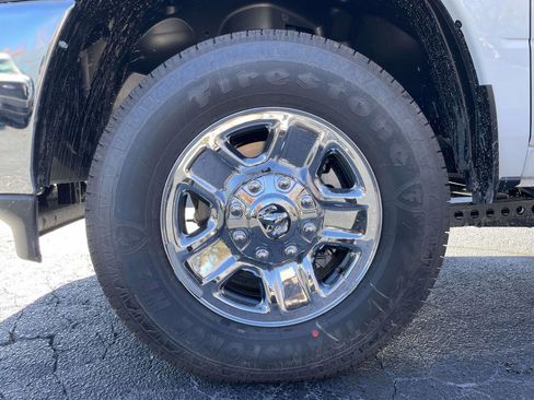 New 2026 RAM 2500 Tradesman w/ Chrome Appearance Group AWD/4WD image 40