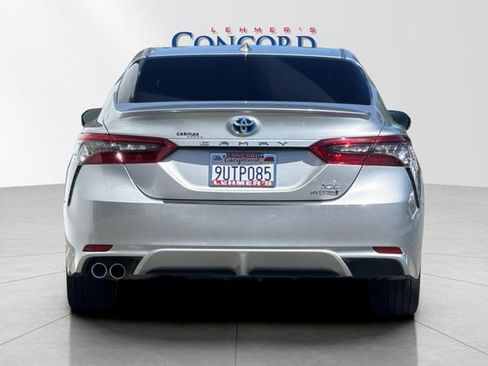 Used 2021 Toyota Camry XSE FWD image 5