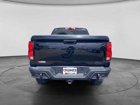 Used 2024 Chevrolet Colorado ZR2 w/ ZR2 Bison Edition AWD/4WD image 8