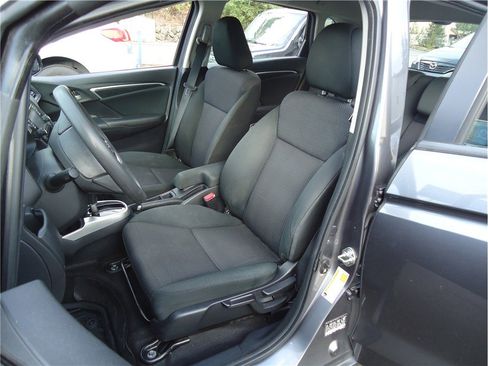 Used 2018 Honda Fit LX image 11