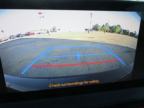 Used 2026 Toyota Prius Plug-In Hybrid image 36