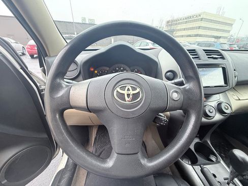 Used 2009 Toyota RAV4 2WD image 14