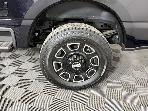 New 2025 Ford F250 Platinum w/ FX4 Off-Road Package image 20