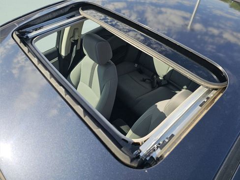 Used 2018 Honda Civic EX image 8