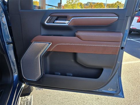 New 2026 GMC Sierra 2500 Denali Ultimate image 32