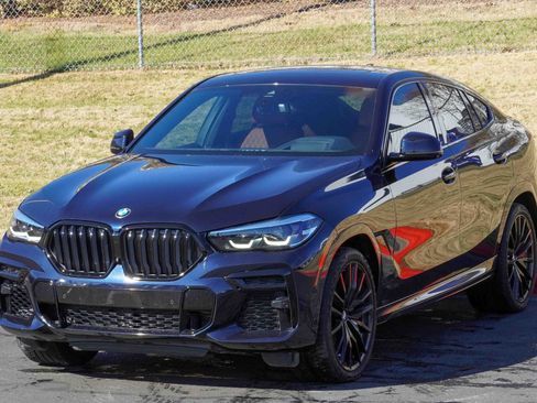 Used 2023 BMW X6 xDrive40i w/ M Sport Package image 5