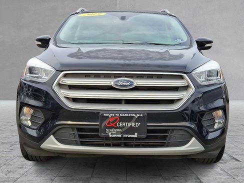 Used 2019 Ford Escape Titanium image 3