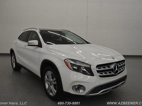 Used 2018 Mercedes-Benz GLA 250 4MATIC w/ Premium Package image 7