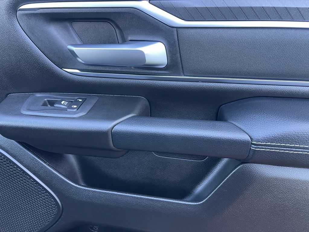 New 2026 RAM 1500 Big Horn AWD/4WD image 27