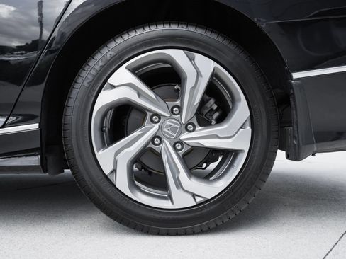 Used 2019 Honda Accord EX-L image 30