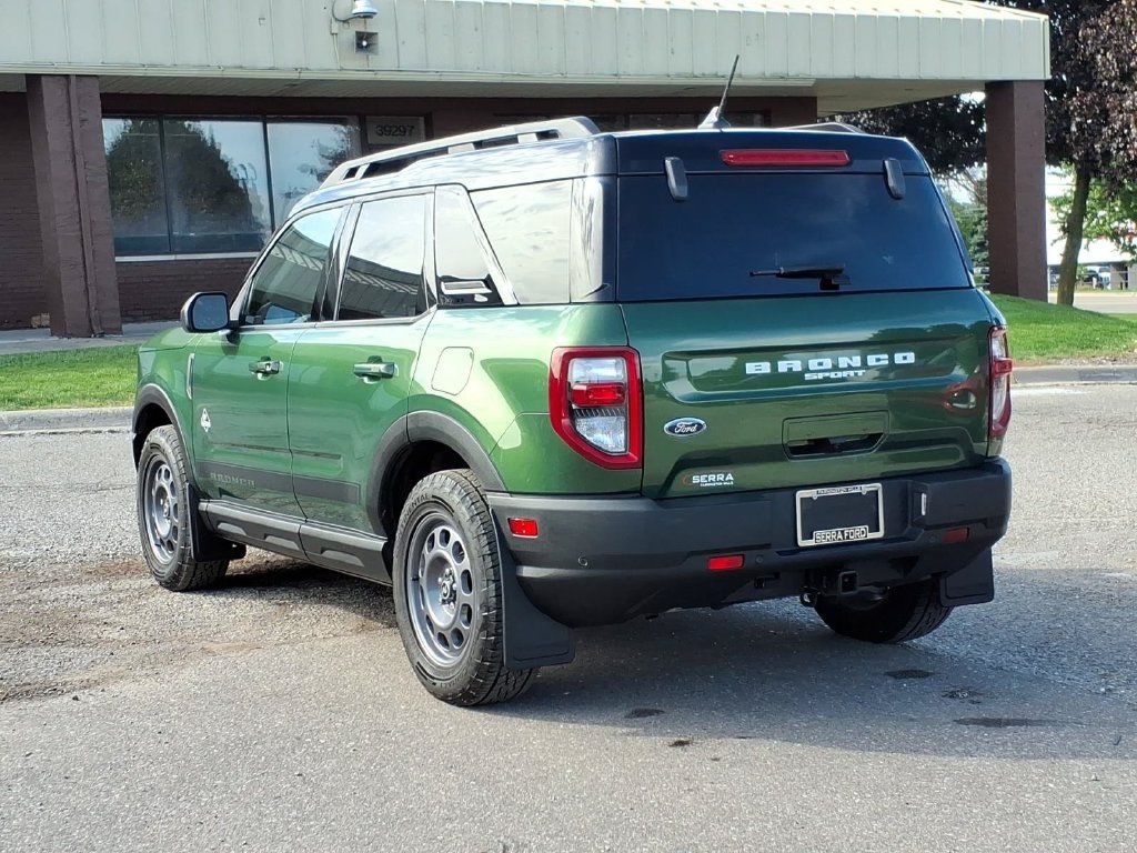 Used 2024 Ford Bronco Sport Outer Banks AWD/4WD image 3