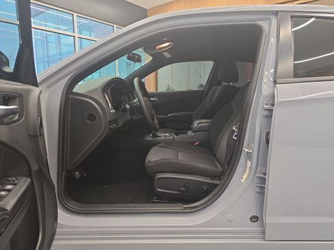 Used 2021 Dodge Charger SXT w/ Blacktop Package image 10