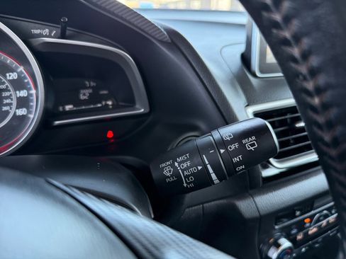 Used 2016 MAZDA MAZDA3 i Grand Touring FWD image 19