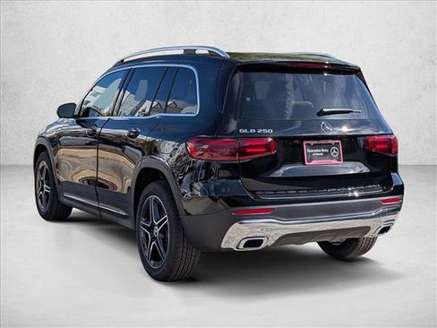 New 2026 Mercedes-Benz GLB 250 image 9