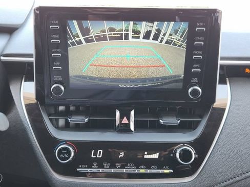 Used 2020 Toyota Corolla SE FWD image 19