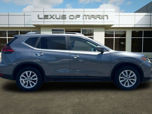 Used 2019 Nissan Rogue SV FWD image 7