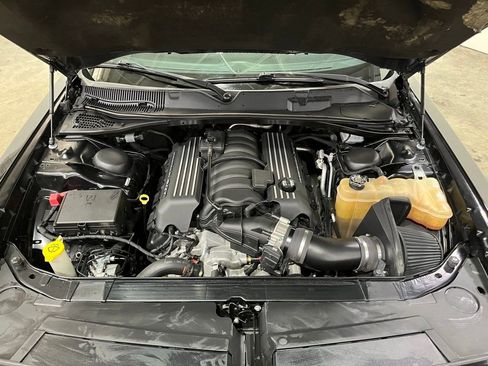 Used 2018 Dodge Challenger R/T Scat Pack w/ Driver Convenience Group RWD image 6