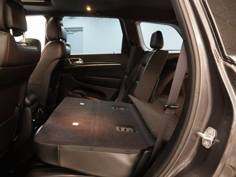 Used 2020 Jeep Grand Cherokee Limited image 28