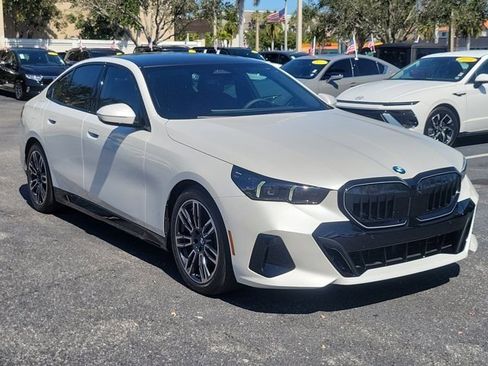 Used 2026 BMW 540i xDrive image 1