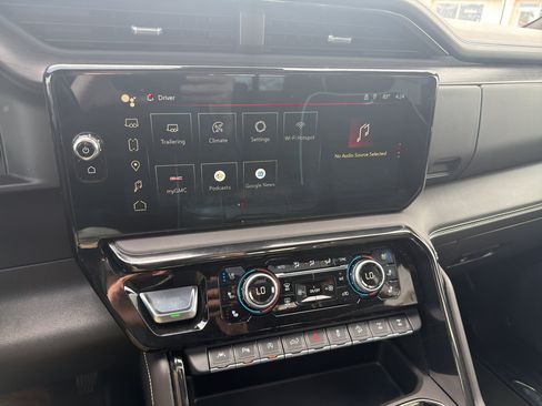 Certified 2023 GMC Sierra 1500 AT4X AWD/4WD image 15