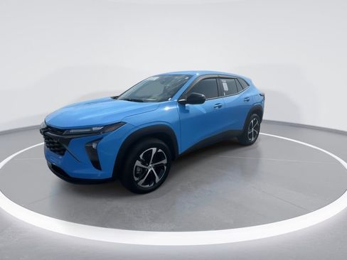 Used 2024 Chevrolet Trax RS image 4