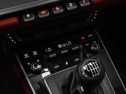 Certified 2024 Porsche 911 Carrera S RWD image 50