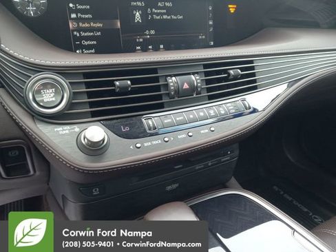 Used 2018 Lexus LS 500 AWD w/ Luxury Package image 17