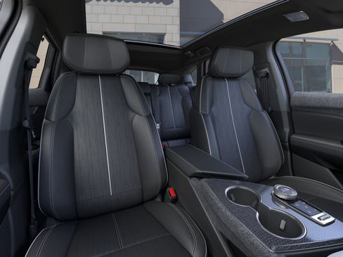 New 2026 Cadillac Optiq Luxury 2 image 16