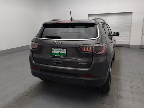 Used 2021 Jeep Compass Latitude w/ Driver Assistance Group FWD image 7