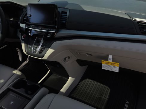 New 2026 Honda Odyssey EX-L image 18
