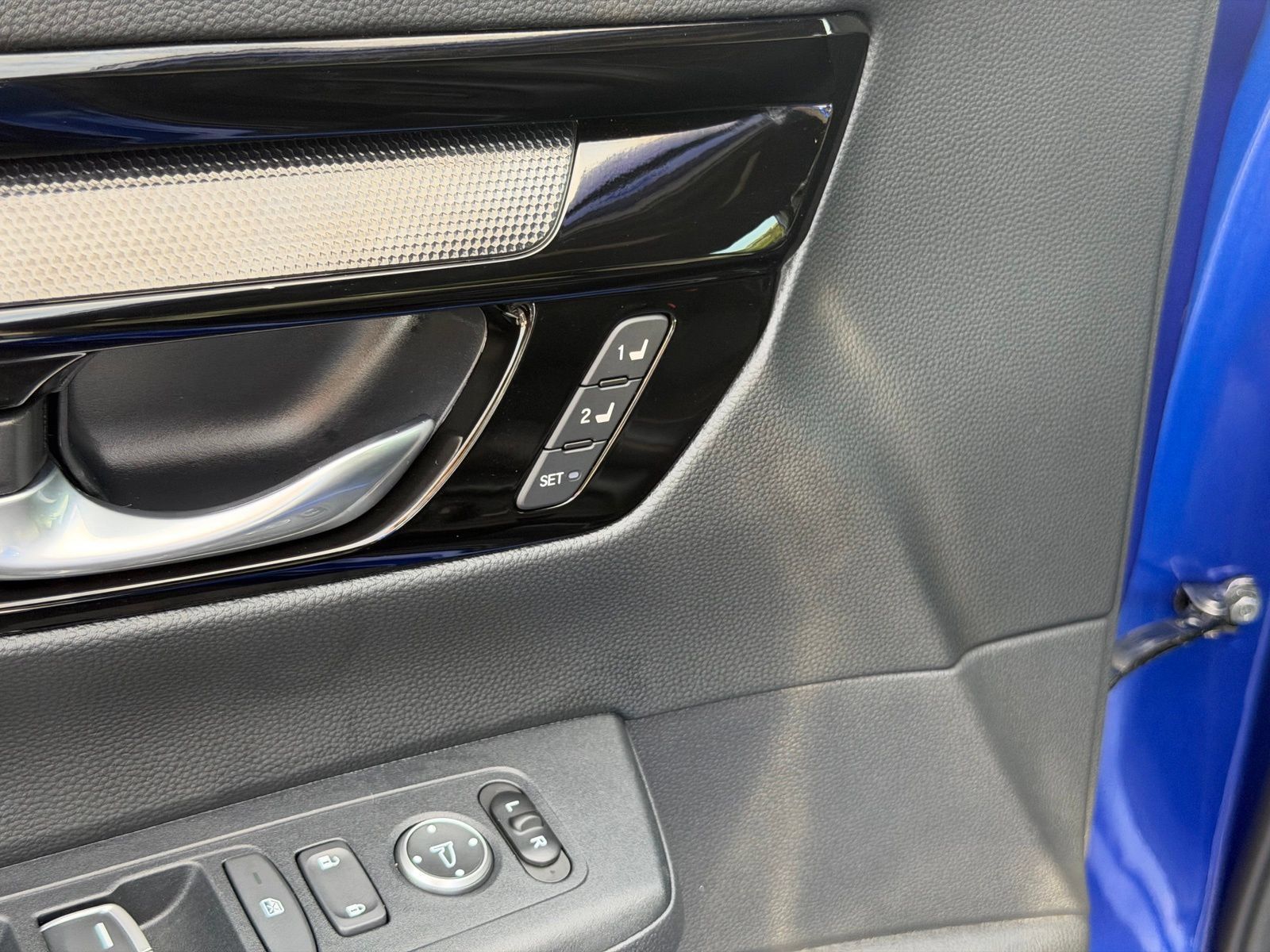 Used 2024 Honda CR-V Sport Touring image 13