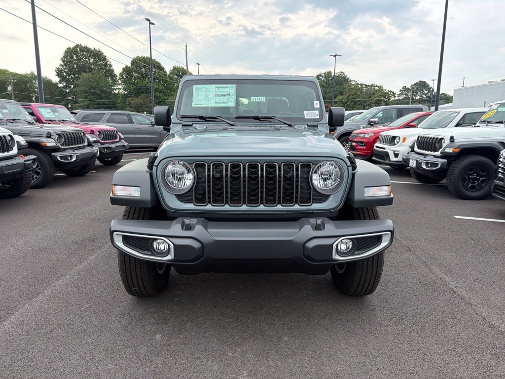 New 2026 Jeep Gladiator Sport AWD/4WD image 3