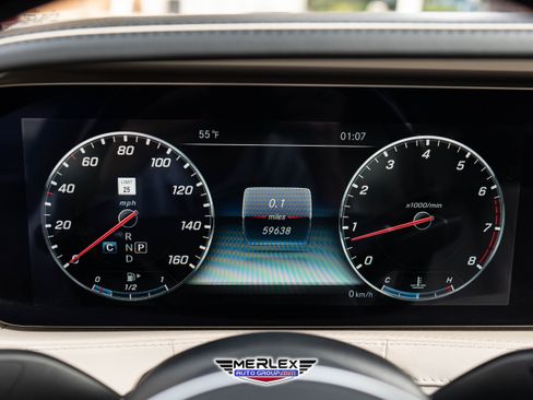 Used 2018 Mercedes-Benz S 560 560 4MATIC image 31