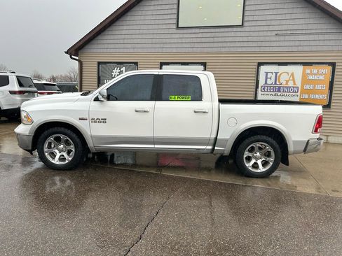 Used 2013 RAM 1500 Laramie w/ Convenience Group image 8