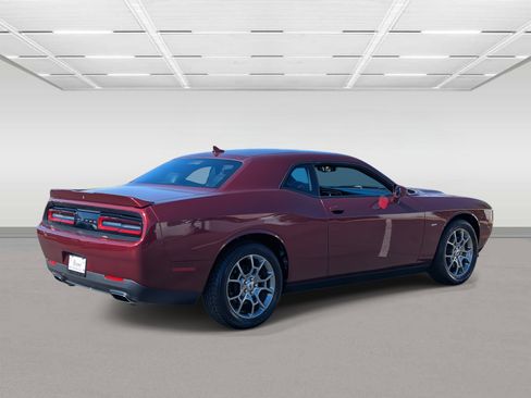 Used 2017 Dodge Challenger GT w/ Technology Group image 5