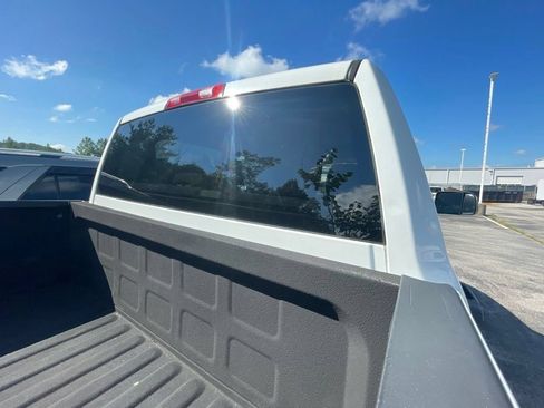 Used 2012 RAM 2500 ST w/ Chrome Appearance Group AWD/4WD image 13