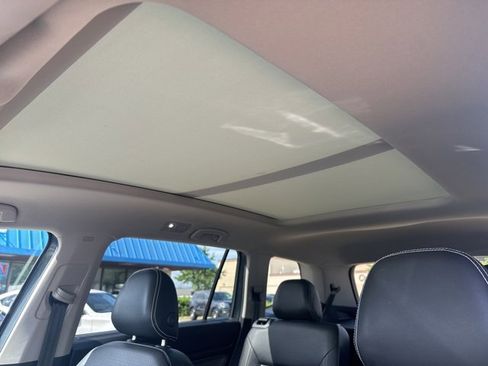 Used 2021 Volkswagen Atlas SEL image 22