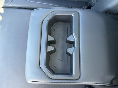 Used 2022 Toyota Tundra Platinum w/ Advanced Package image 38