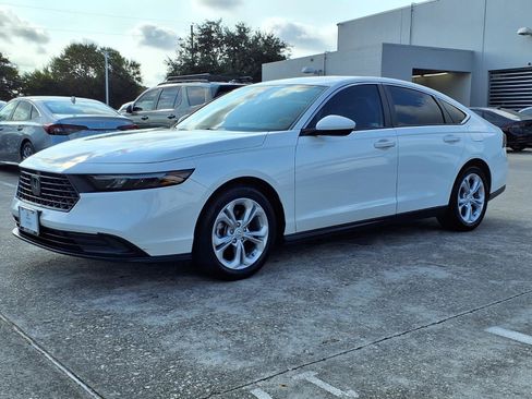Certified 2023 Honda Accord LX image 20