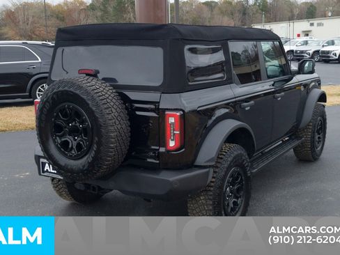 Used 2023 Ford Bronco Wildtrak image 6