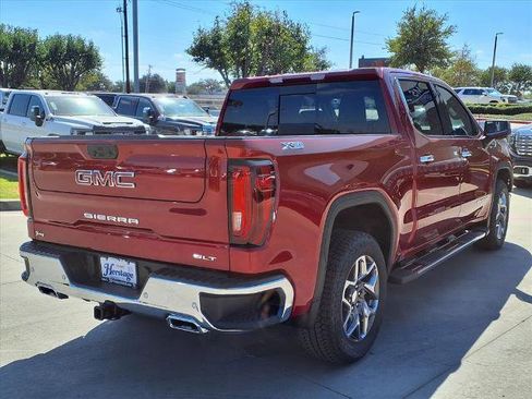 New 2026 GMC Sierra 1500 SLT image 3