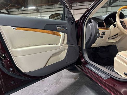 Used 2011 Lincoln MKZ Hybrid w/ 202A Rapid Spec Order Code image 21