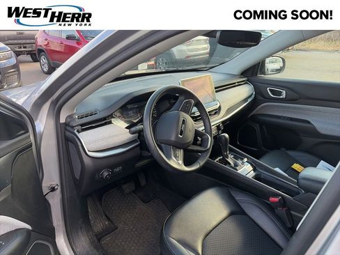 Used 2022 Jeep Compass Latitude w/ Convenience Group image 5