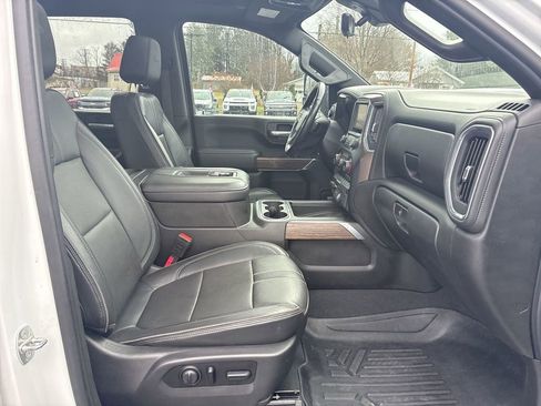 Certified 2021 Chevrolet Silverado 3500 High Country w/ Technology Package image 32