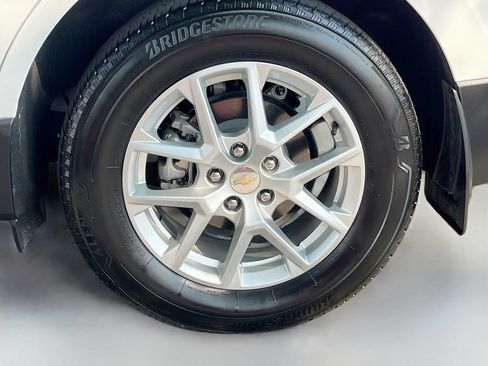 Used 2023 Chevrolet Equinox LT w/ Driver Convenience Package AWD/4WD image 30