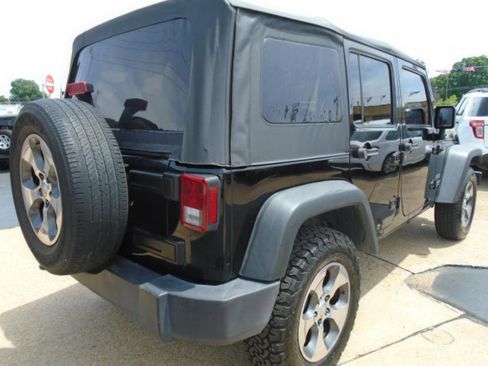 Used 2014 Jeep Wrangler Unlimited Sport w/ Quick Order Package 24S AWD/4WD image 3