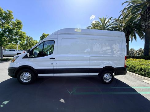 Used 2023 Ford Transit 350 148 High Roof AWD image 2